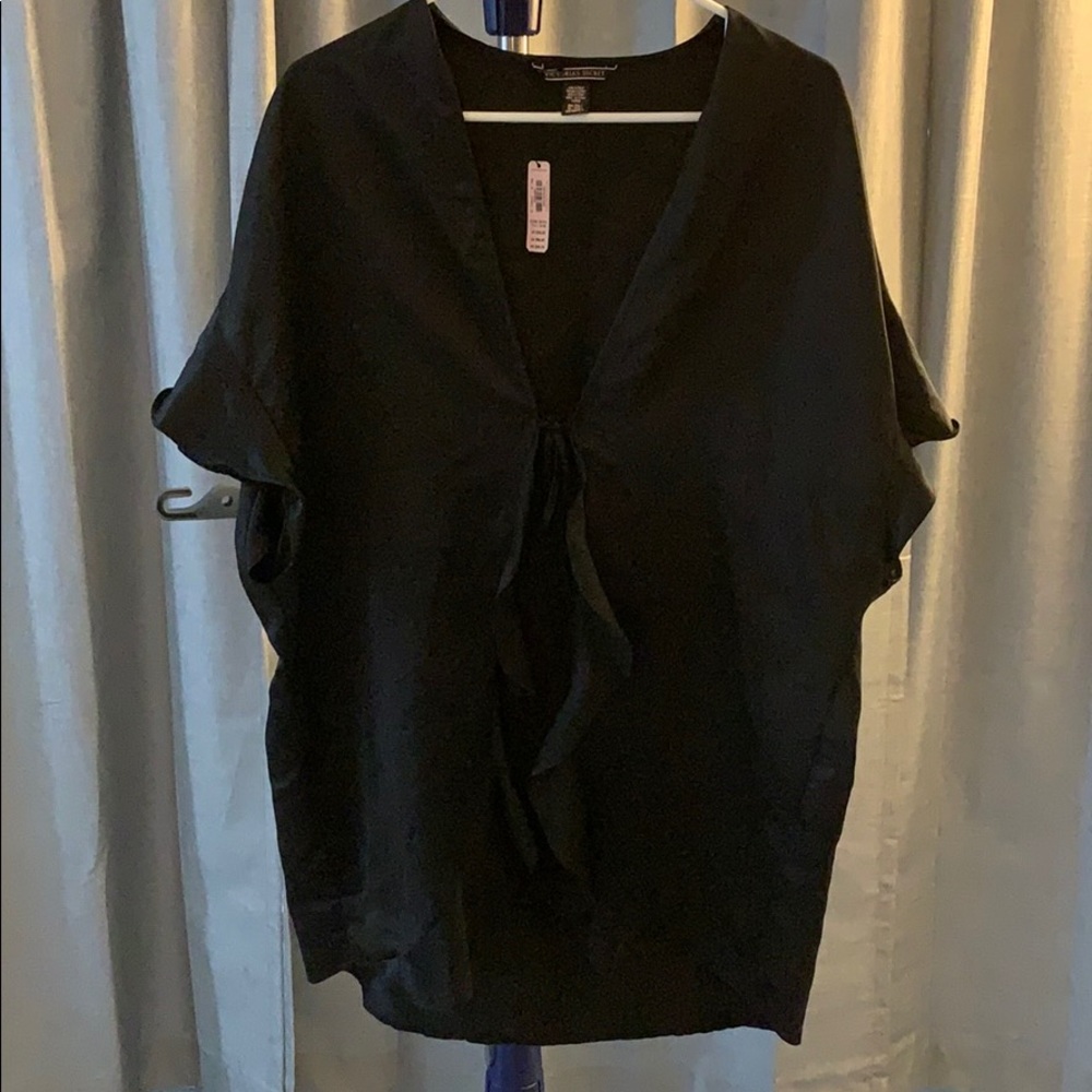 Victoria’s Secret top
